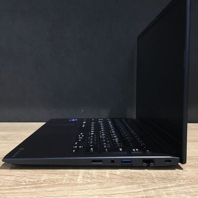 【松山環状枝松店】中古  dynabook SJ73/KV(Corei5-1235U/8GB/SSD256GB/なし/オンボード/13.3/1920&times;1080/W11P) 4560001658 