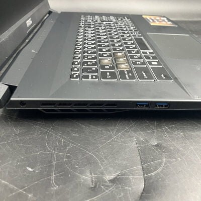 【大須店】中古  MSI Katana 17 HX B14WGK 3120024212 