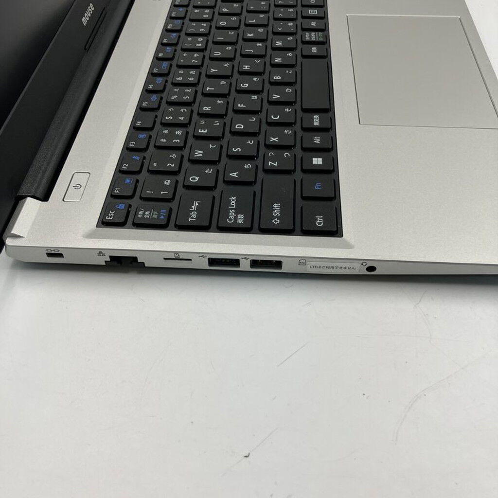 中古 mouse B5-I7I01SR-B (i7 1255U/32GB/SSD512GB/WLAN/15.6FHD