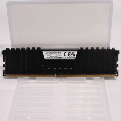 【札幌店】中古  PC4-25600 16GB デスクトップ用(DDR4-3200) 140728 