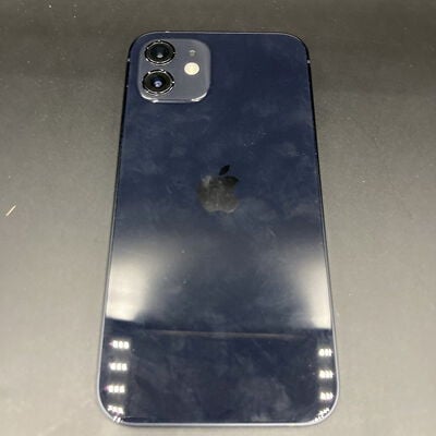 【熊本浜線店】中古  【SIMロック解除済み】【docomo】Apple iPhone12 6.1インチ 64GB (ブラック) MGHN3J/A 155524 