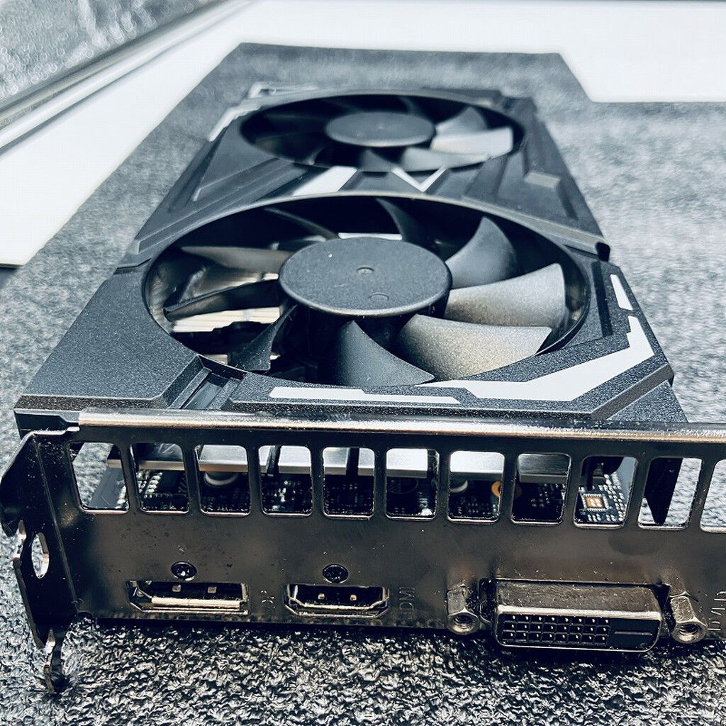中古 玄人志向 GF-GTX1650D6-E4GB/DF3（GTX1650 4GB） 5370001281