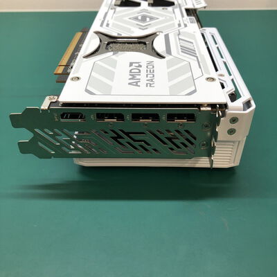 【津ラッツ店】中古  ASRock RX9070XT SL 16G Steel Legend 16GB (RX9070XT 16G) 176937 