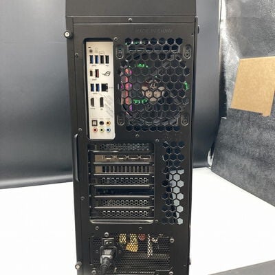 【熊本浜線店】中古  thermaltake　自作PC(Ryzen 7 5800X/32GB/RTX3060Ti/ストレージなし/OSなし) 5370001016 