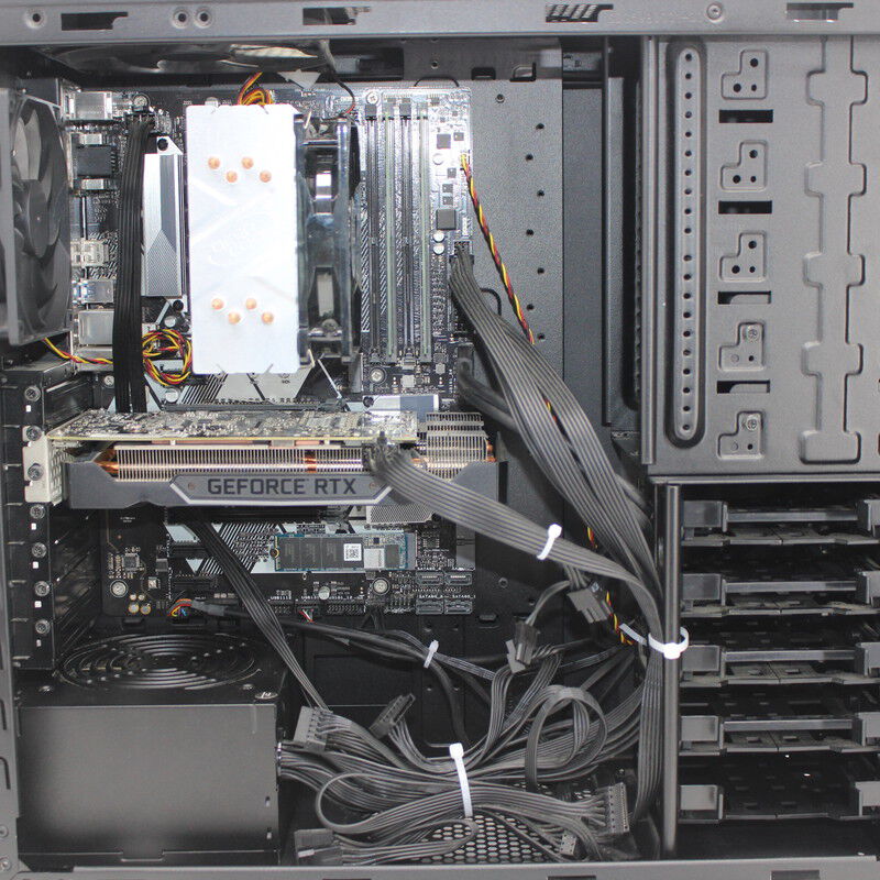 中古 THIRDWAVE GALLERIA KT(Intel Core i7 9700K/16GB DDR4 (PC4