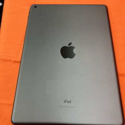 【なんば店】中古  Apple iPad 10.2インチ (第8世代/2020) Wi-Fi 32GB スペースグレイ MYL92J/A 143620【在庫処分!】 
