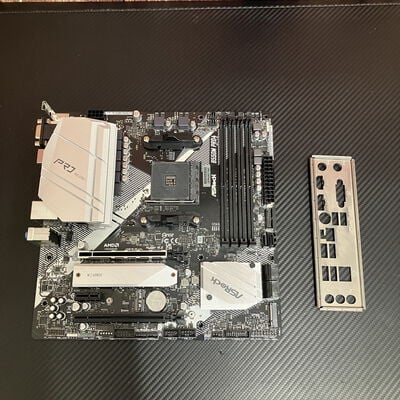 【富士青葉店】中古  ASRock B550M Pro4 (B550 AM4 mATX DDR4) 142938 