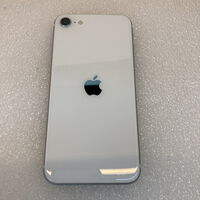 中古  【au】Apple iPhoneSE 4.7インチ (第2世代/2020) 64GB (ホワイト) MHGQ3J/A 新パッケージ版 146172 