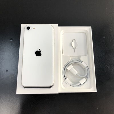 【福山ココローズ店】中古  【SIMロック解除済み】【SoftBank】Apple iPhoneSE 4.7インチ (第2世代/2020) 64GB (ホワイト) MHGQ3J/A 新パッケージ版 155757 