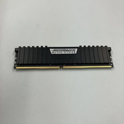 【なんば店】中古  PC4-21300 16GB デスクトップ用(DDR4-2666) 135638 