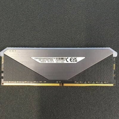 【博多店】中古  PC4-28800 16GB デスクトップ用(DDR4-3600) 140734 