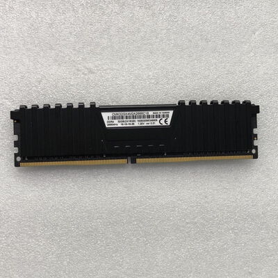 【甲府飯田店】中古  PC4-21300 16GB デスクトップ用(DDR4-2666) 135638 
