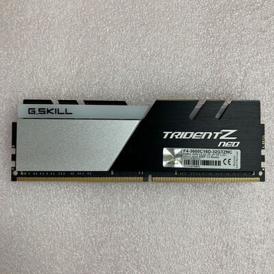 【京都店】中古  PC4-28800 16GB デスクトップ用(DDR4-3600) 140734 