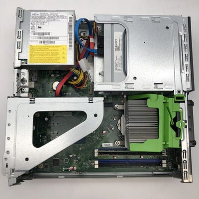 【大分店】中古  FUJITSU　FMVD4300SP(i5 9500/8GB/SSD250GB/W10P) 4860001236 