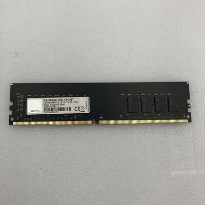【新潟店】中古  PC4-21300 8GB デスクトップ用(DDR4-2666) 126165 