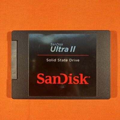【なんば店】中古  SanDisk SDSSDHII-240G (SATA3 240GB) 3280021964 