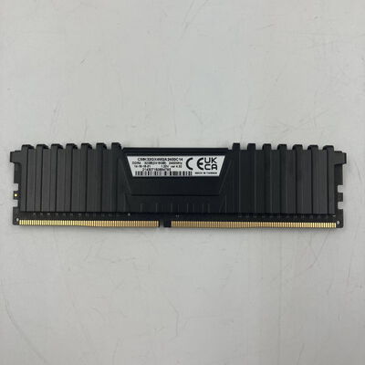 【なんば店】中古  PC4-19200 16GB デスクトップ用(DDR4-2400) 135639 
