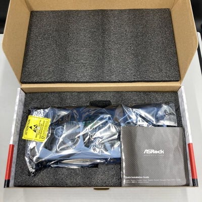 【熊本浜線店】中古  ASRock RX7800XT SL 16GO RX7800XT Steel Legend OC (RX7800XT 16GB) 162734 