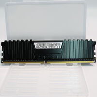 中古  CORSAIR　PC4-25600 16GB デスクトップ用(DDR4-3200) 3210015516 