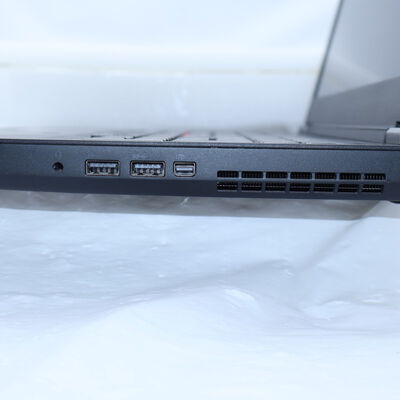 【通販センター】中古  【ジャンク品/保証無/返品質問不可】Lenovo ThinkPad P52　20MAS12700 (Core i7 8750H/16GB/SSD512GB/-/NVIDIA Quadro P1000 4GB/15.6ｲﾝﾁ/1920x1080/Wi-Fi/WEBCAM/-) 176659 