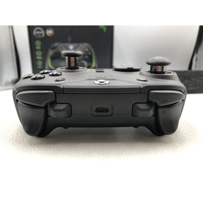 【水戸赤塚店】中古  Razer　Wolverine V2 Chroma (RZ06-04010100-R3M1) 4680002761 
