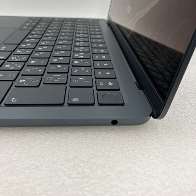 【新潟店】中古  Apple MacBook Air 13インチ 2026 (M5 10CPU 8GPU/16GB/512GB) ミッドナイト MDHE4J/A 3290007576 