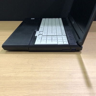 【甲府飯田店】中古  FUJITSU LIFEBOOK A5510/D (Core i5-10310U/4GB/SSD128GB) 182837 