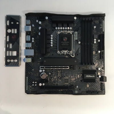 【博多店】中古  ASRock B760M PG Lightning/D4(B760 1700 mATX DDR4) 3310006625 