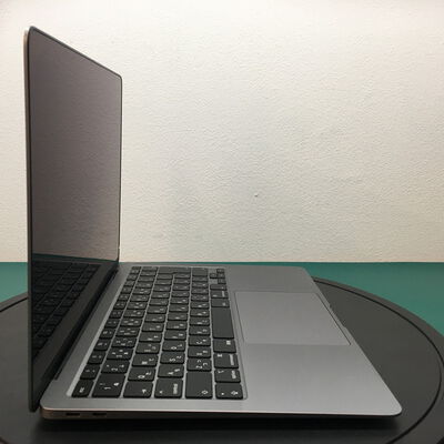 【佐賀南部バイパス店】中古  Apple MacBook Air 13インチ (i5 1.1GHz/8GB/512GB) スペースグレイ Touch ID True Tone Magic keyboard搭載モデル MVH22J/A (Early 2020) 142315 