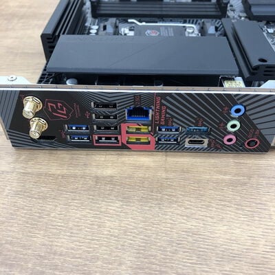 【宇都宮鶴田店】中古  ASRock B650 PG Lightning WiFi (B650 AM5 ATX DDR5) 5280000790 