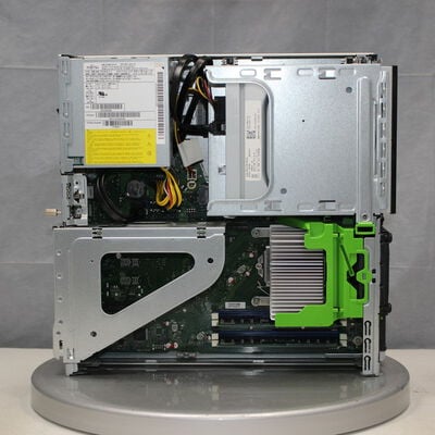 中古  Fujitsu ESPRIMO D588/B FMVD43001 