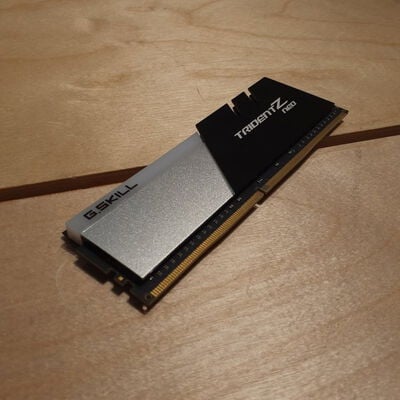 【鹿児島店】中古  32GB 2枚組(合計64GB) PC4-25600/DDR4-3200 デスクトップ用 190903 