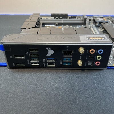 【大宮店】中古  ASUS TUF GAMING B760M-PLUS WIFI D4(B760 mATX DDR4 167274 