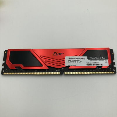 【神戸・三宮店】中古  PC4-21300 16GB デスクトップ用(DDR4-2666) 135638 