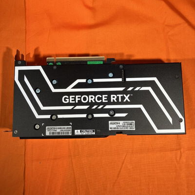 【なんば店】中古  玄人志向 GG-RTX4060-E8GB/OC/DF (RTX4060 8GB) 158766 
