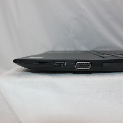【通販センター】中古  DELL Vostro 3590(Intel Core i5 10210U 1.60GHz/16GB DDR4/SSD256GB/-/オンボード/15.6/1920x1080/GbE/Wi-Fi/WEBCAM/W11P/VBT) 197886 