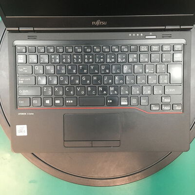 【佐賀南部バイパス店】中古  FUJITSU FMVU31024(i5-10310U/8GB/SSD256GB/W11P) 5250001674 