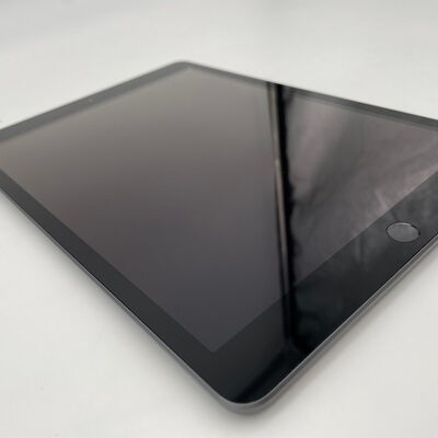 【大分店】中古  Apple iPad 10.2インチ (第8世代/2020) Wi-Fi 32GB スペースグレイ MYL92J/A 143620 