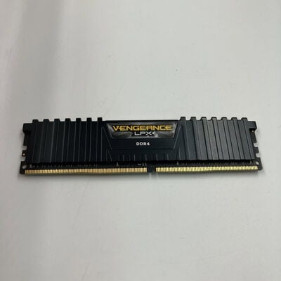 【なんば店】中古  PC4-21300 8GB デスクトップ用(DDR4-2666) 126165 