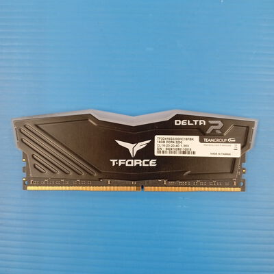 【大須店】中古  PC4-25600 16GB デスクトップ用(DDR4-3200) 140728 