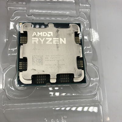 【宇都宮鶴田店】中古  AMD Ryzen 7 7700 (AM5/3.8GHz/40M/C8/T16/65W) 154483 