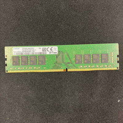 【大宮店】中古  PC4-19200 16GB デスクトップ用(DDR4-2400) 135639 