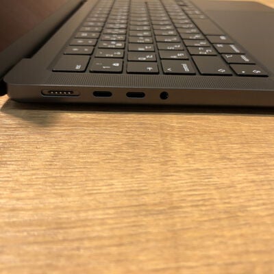 【姫路店】中古  Apple MacBook Pro (M3 Pro 11コア/18GB/512GB) MRX33J/A) 3310005655 