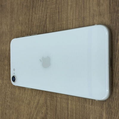 【宇都宮鶴田店】中古  【SoftBank版SIMフリー】Apple iPhoneSE 4.7インチ (第3世代) 64GB (スターライト) MMYD3J/A 154837 