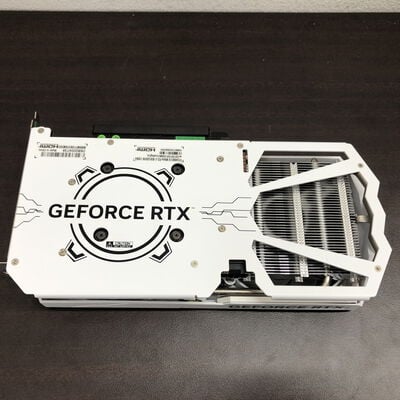 【福山ココローズ店】中古  玄人志向 GK-RTX4060-E8GB/WHITE/DF (RTX4060 8GB) 158767 