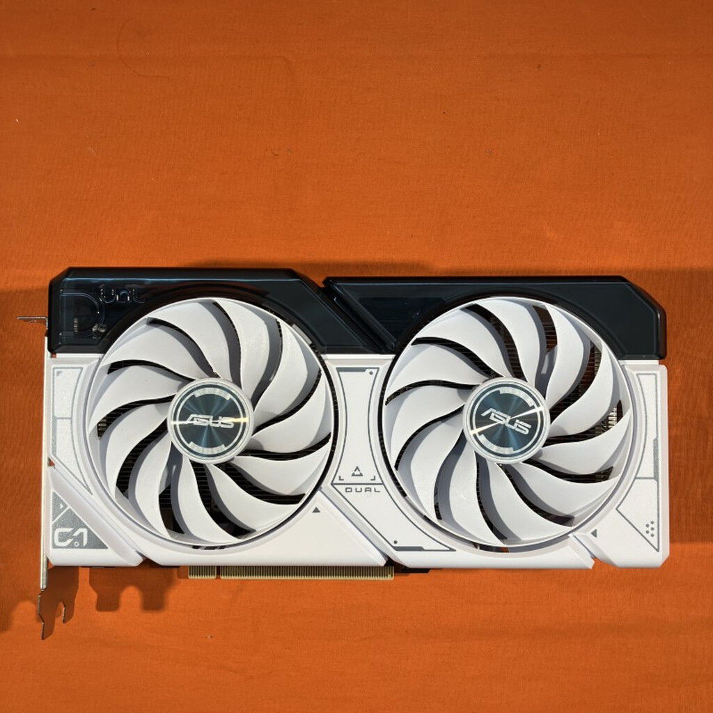 中古 ASUS DUAL-RTX4060TI-O8G-WHITE(RTX4060Ti 8G) 175548 （321429