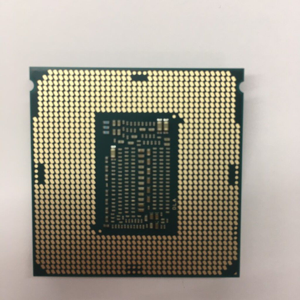 中古 INTEL Core i7 9700K (1151/3.60GHz/12M/C8/T8) 138481