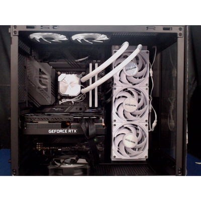 【前橋ｲﾝﾀｰｱｶﾏﾙ店】中古  自作ゲーミングパソコン(i9 13900K/32GB/SSD2TB/RTX3070Ti/W11H) 4540002507 