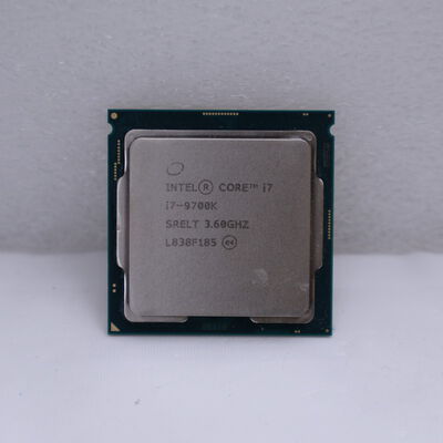 【通販センター】中古  INTEL Core i7 9700K (1151/3.60GHz/12M/C8/T8) 138481 