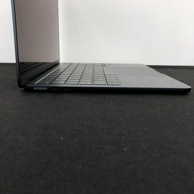 【長野稲里店】中古  MacBook Air 13インチ(M2 2022) ミッドナイト M2(CPU 8C/GPU 10C)/16G/512G) 4720001697 